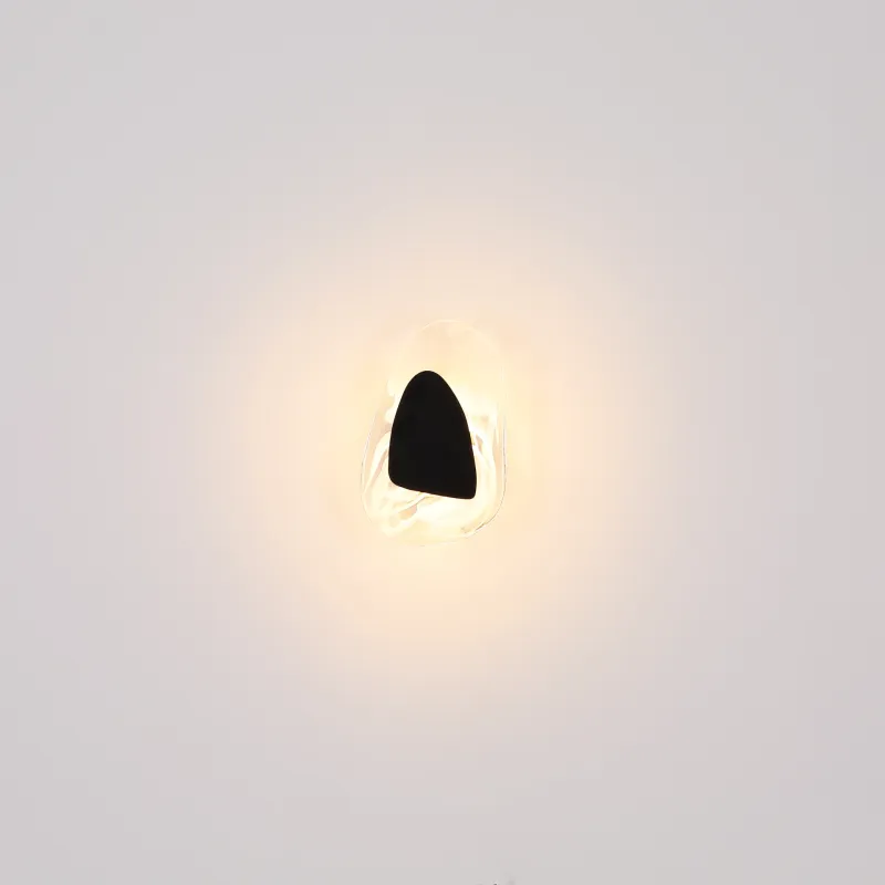 Dorsey 32cm Svart vegglampe Fra Globo Lighting - Dorsey v&auml;gglampa f&ouml;rtrollar med sin unika molnformade design och skapar en harmonisk atmosf&auml;r i varje rum.