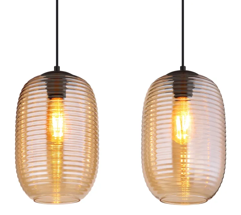 Jefrey 110cm Rav Taklampe Fra Globo Lighting - Denna eleganta taklampa har en avl&aring;ng form och &auml;r utrustad med fyra rundade glaskupor i varm b&auml;rnstensf&auml;rg.