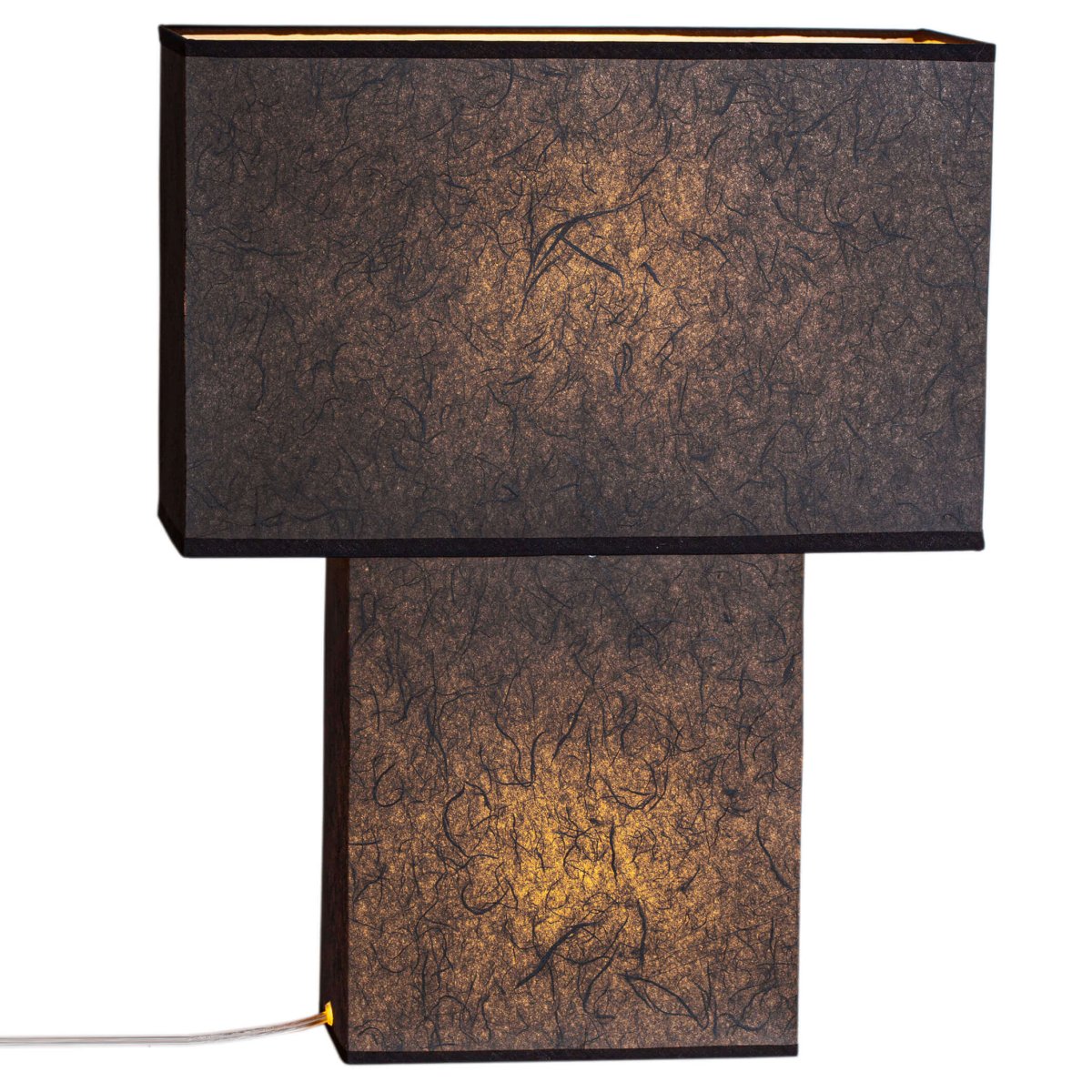 iSquare 50cm Svart bordlampe Fra By Rydéns - Denne unike lampen kombinerer tradisjonell estetikk med moderne funksjon, noe som gj&oslash;r den til et utmerket valg for de som s&oslash;ker b&aring;de stil og praktisk lys i hjemmet sitt.