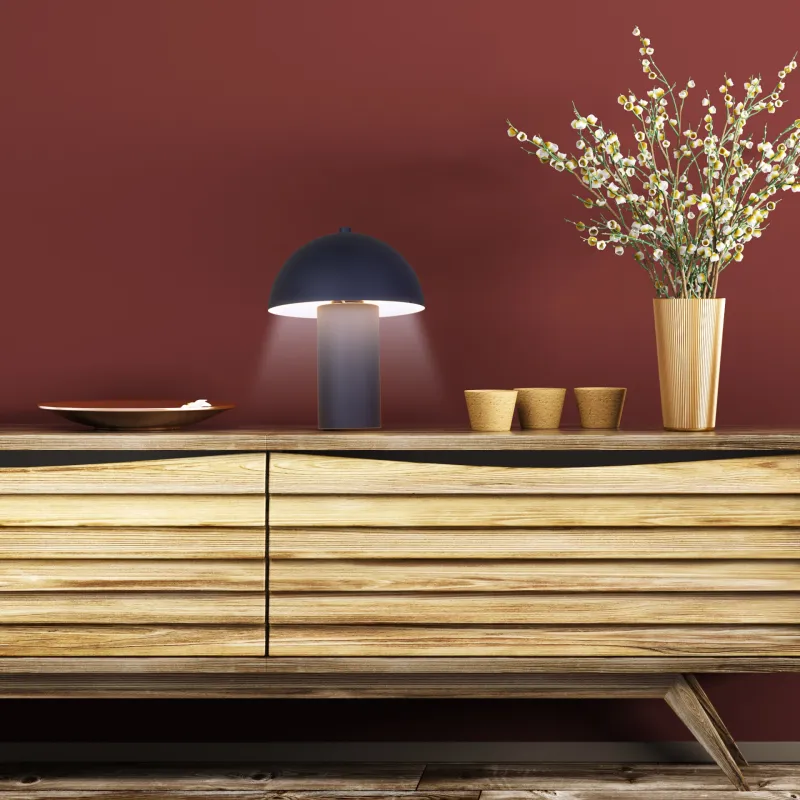 Bert 26cm Svart bordlampe Fra Globo Lighting - Med sin minimalistiska elegans sm&auml;lter bert harmoniskt in i moderna hem och blir en stilfull inredningsdetalj.