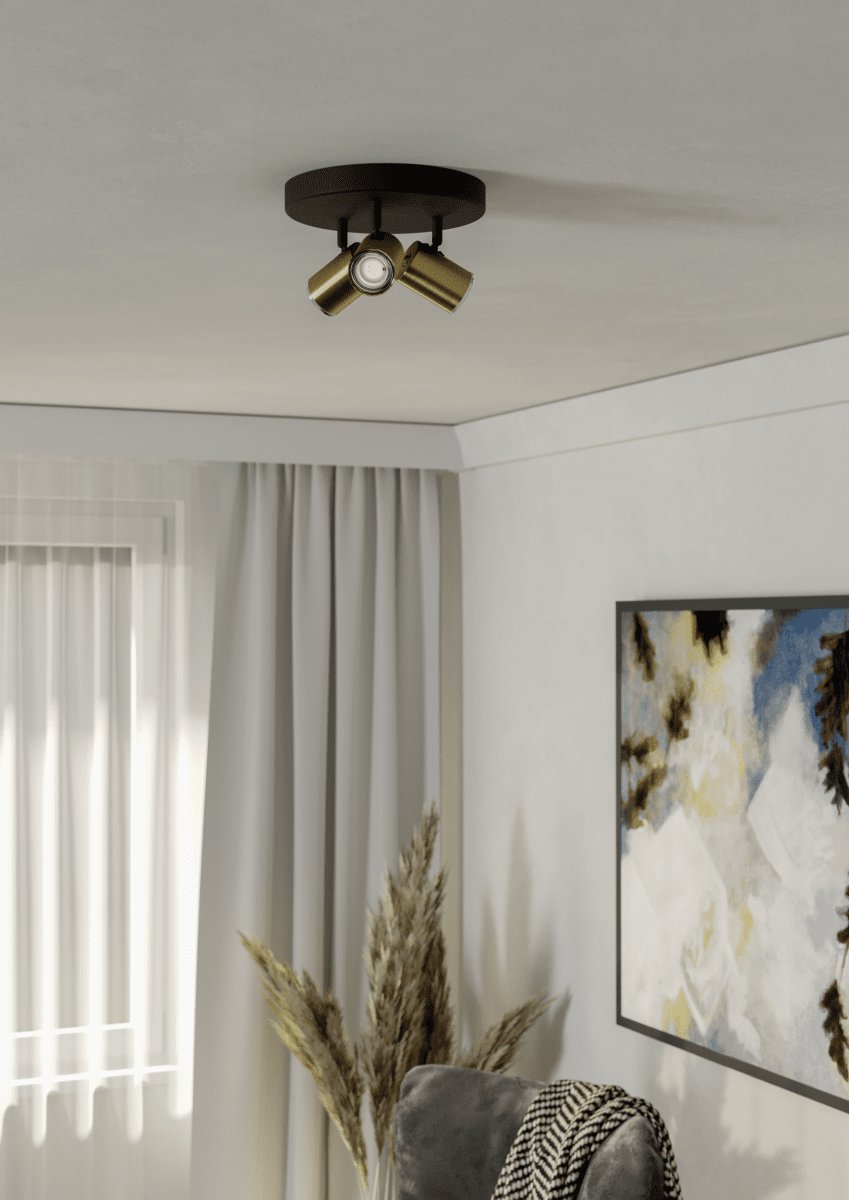 Consuma 3 Bronse spotlight Fra Eglo - Consuma er en moderne metallspotlight med industridesign og en elegant bronsefinish.