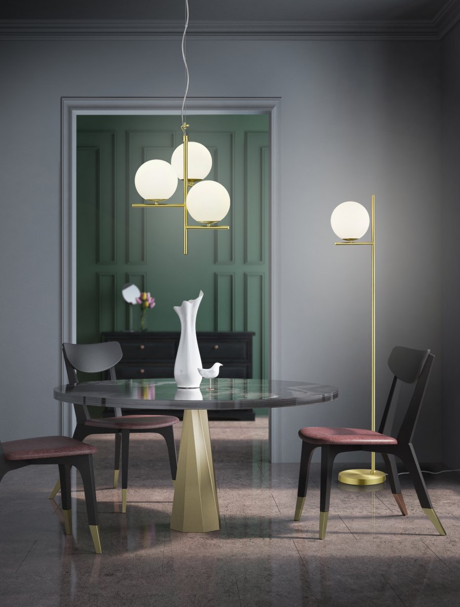 Pure Ø40 Matt messing Taklampe Fra Trio Lighting - Fargekombinasjonen av matt messing med hvitt glass er tidløs og passer perfekt inn i alle boligstiler.