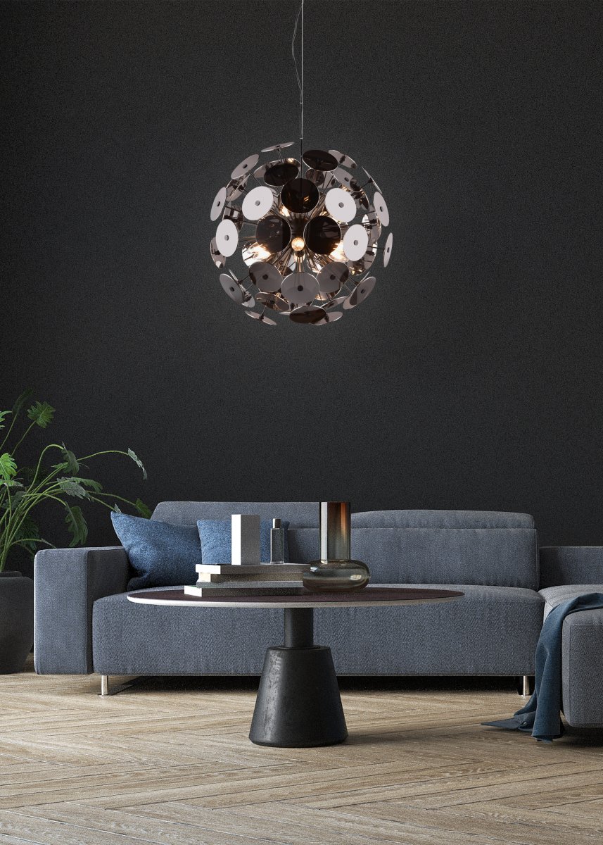 Discalgo Ø54 Svart Taklampe Fra Trio Lighting - Glassrutene reflekterer lyset i et krombelegg, mens det matte sorte metallet skaper en rikt nyansert fargekontrast.
