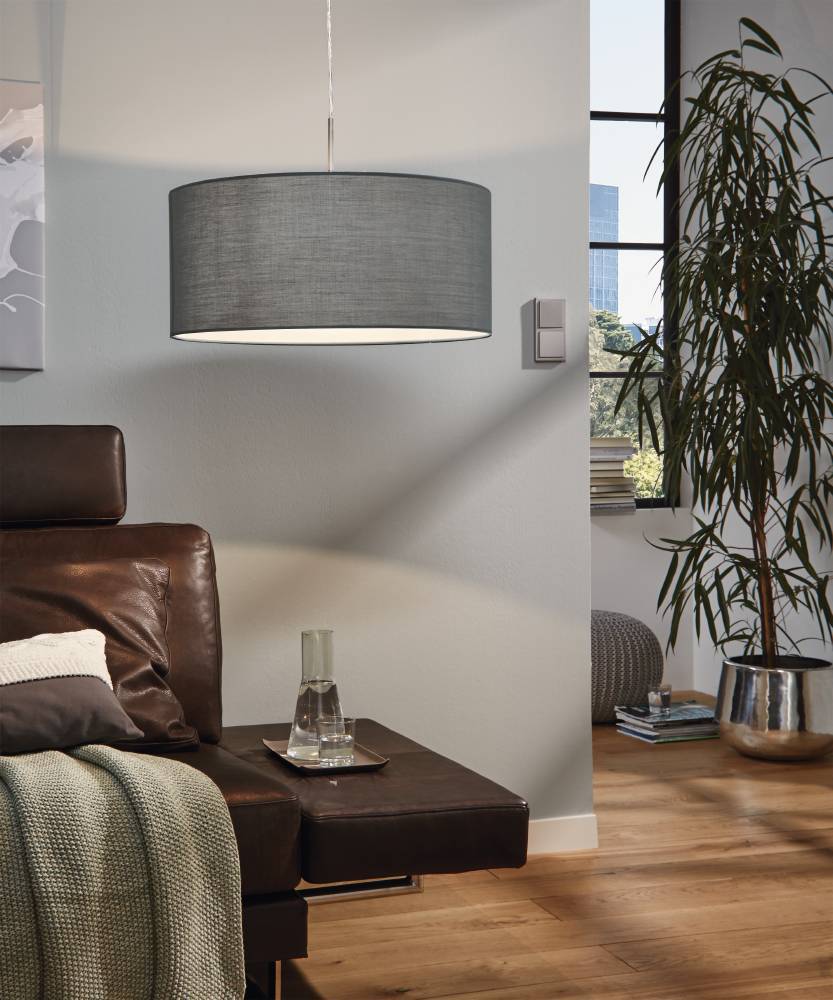 Pasteri Ø53 Grå Taklampe Fra Eglo - Den tidl&oslash;se formen og subtile fargen gj&oslash;r den enkel &aring; matche med ulike interi&oslash;rstiler, samtidig som den er et slitesterkt og stilig valg for det moderne hjemmet.