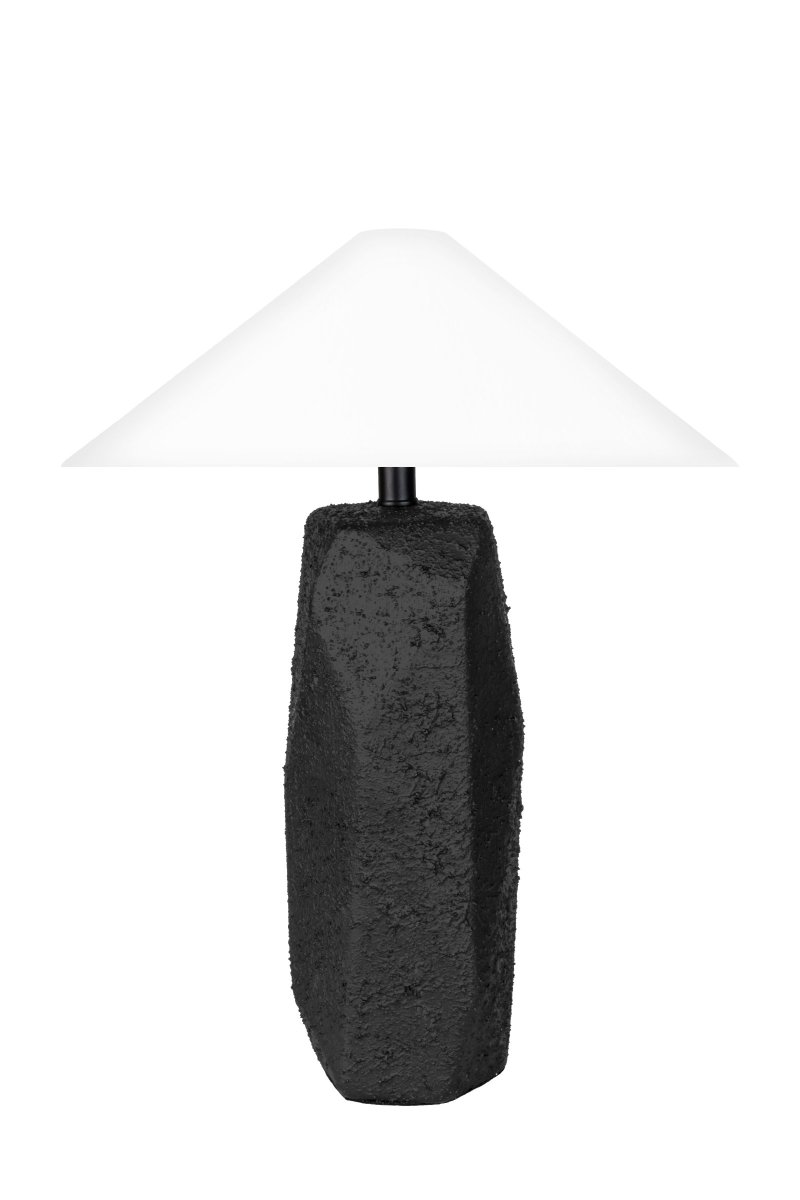 Massi 56cm Svart bordlampe Fra Globen Lighting - Lampeskjermen i hvit bomull er 40 cm i nedre diameter, 5 cm i &oslash;vre diameter og har en h&oslash;yde p&aring; 14 cm.