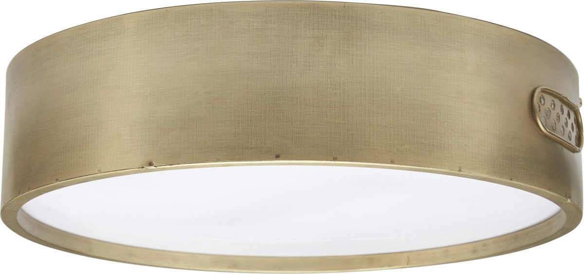 Norton Ø40 Gull plafond Fra PR Home - Tak Norton i metall med akrylplate for &aring; spre lyset og forhindre gjenskinn.