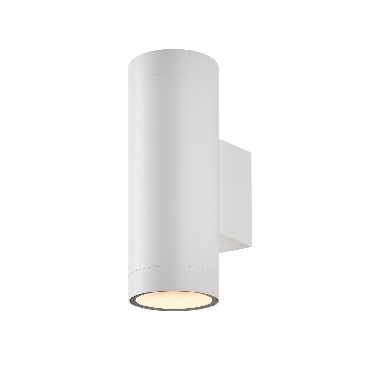 Oden Duo Hvit utendørslampe Fra Lampan - Lampan lyser fint b&aring;de upp och ner p&aring; v&auml;ggen.