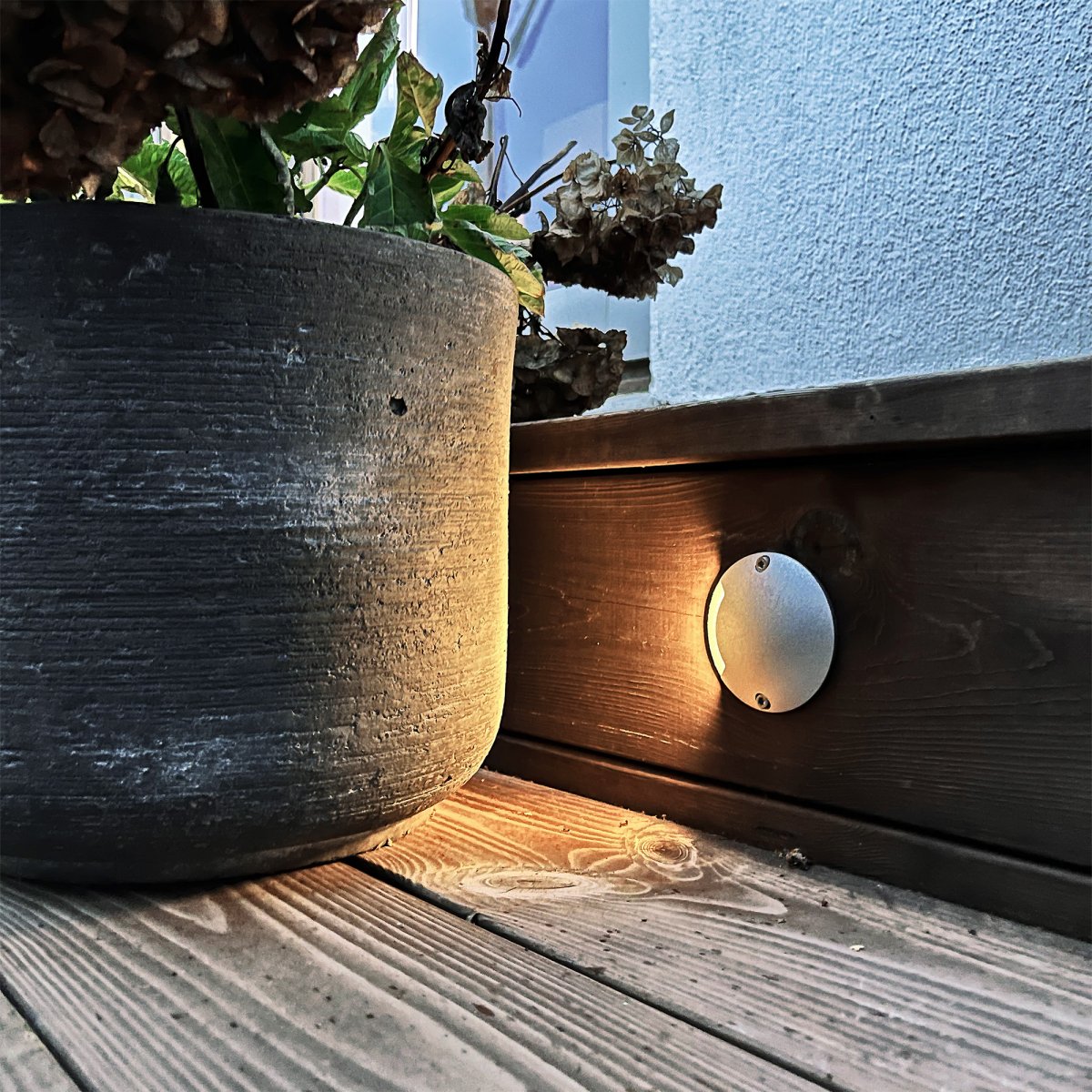 Zenit Sølv Fra Lightson - Zenit har kun lys i én retning og hvis du vil ha lys i begge retninger; det er Zenit Duo.