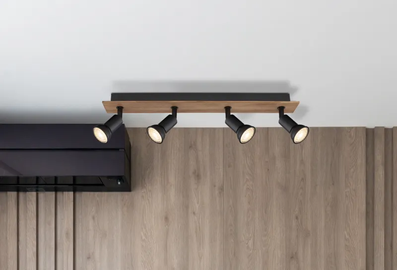 Drew 4 Natur spotlight Fra Globo Lighting - Drew &auml;r en stilren takspotlight som imponerar med sin design i svart metall och m&ouml;rkt tr&auml;.