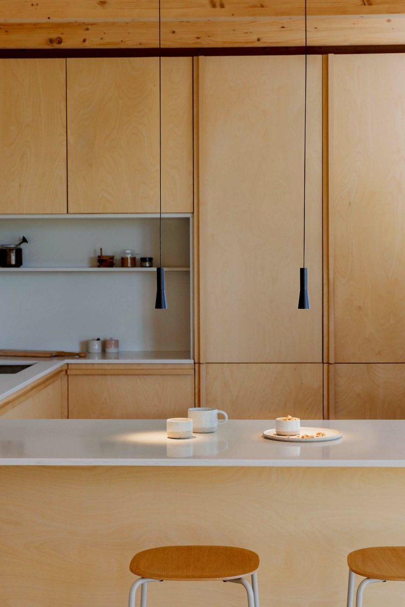 Nina Ø4 Svart Taklampe Fra Faro Barcelona - Nina er en svart pendellampe med integrert LED-teknologi og et stilig, minimalistisk design.
