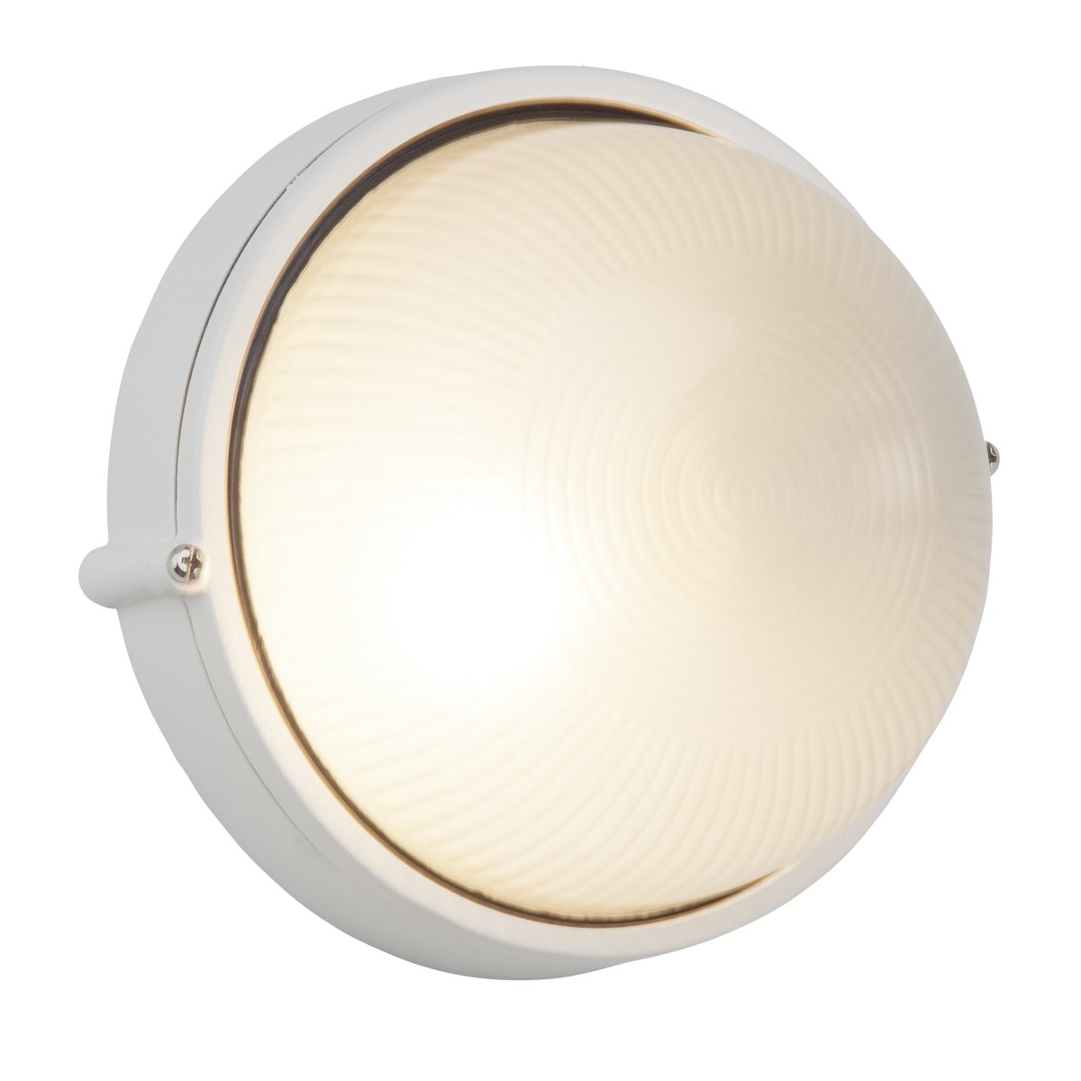 Silvester Hvit utendørslampe Fra Brilliant - Lampen har sprayvannbeskyttelse med IP44-klassifisering, noe som gj&oslash;r den perfekt for utend&oslash;rs bruk, ogs&aring; der v&aelig;rbeskyttelsen ikke er optimal.