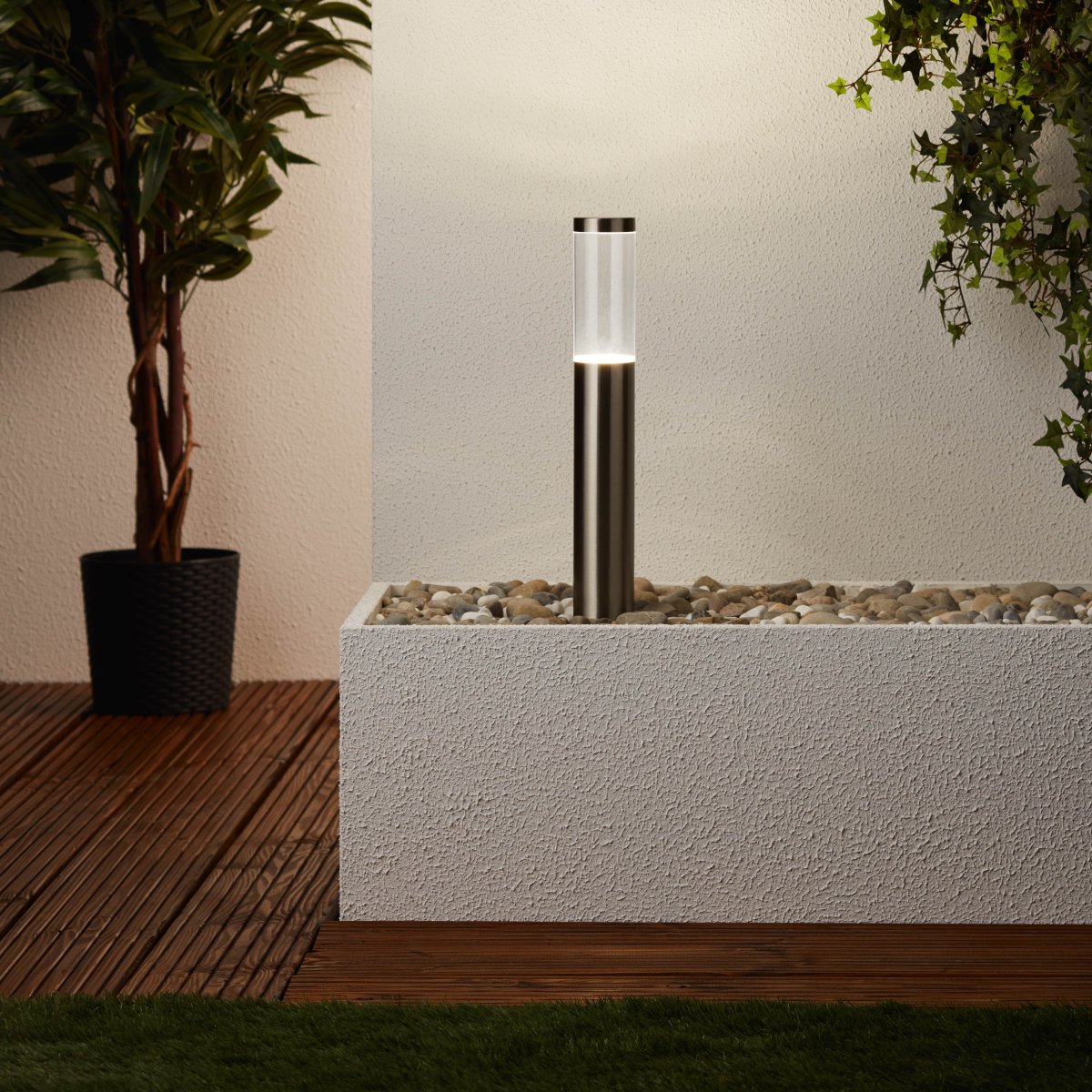 Bergen 40cm Stål pullerter Fra Brilliant - Den moderne LED-teknologien gir energisparende belysning med h&oslash;y lysstyrke og lavt energiforbruk.