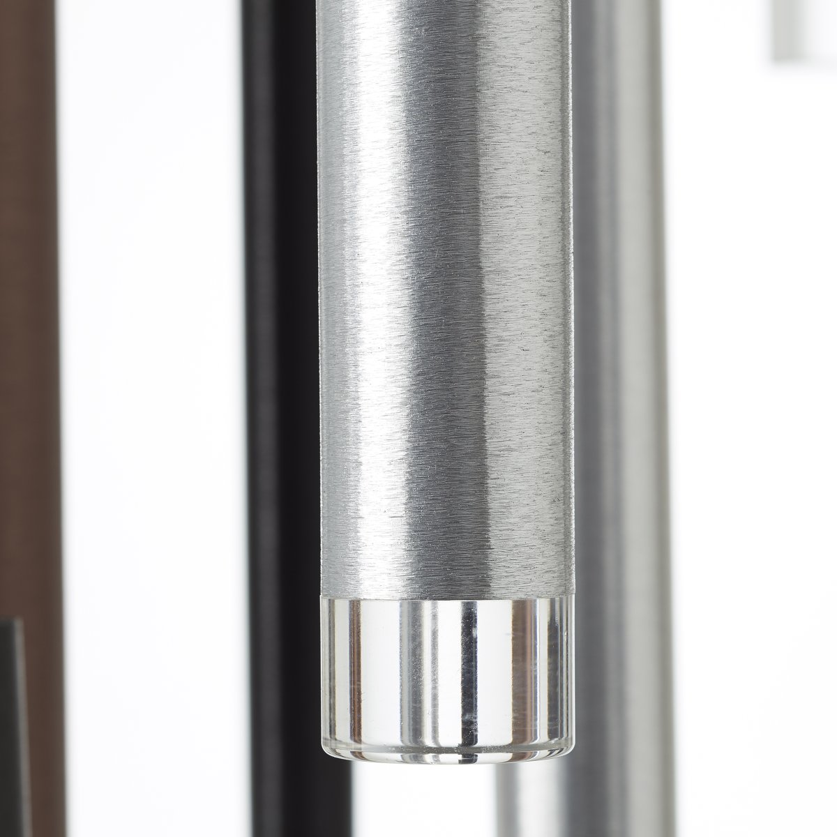 Cembalo Ø55 Aluminium Taklampe Fra Brilliant - Pendellampen kan dimmes i tre trinn med en standard veggbryter, og kabelen kan justeres i lengden for å passe perfekt over spisebord eller i passasjer.