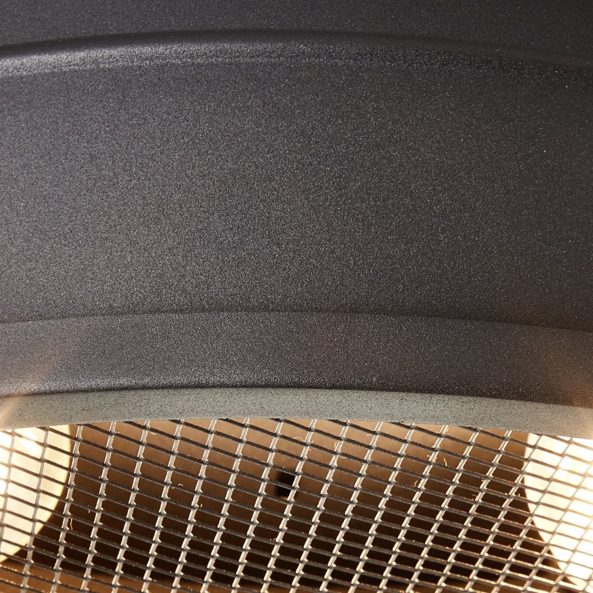 Zois Ø42 Svart plafond Fra Brilliant - Taklampen Zois er designet i en industriell stil og skaper en unik atmosfære i hjemmet.