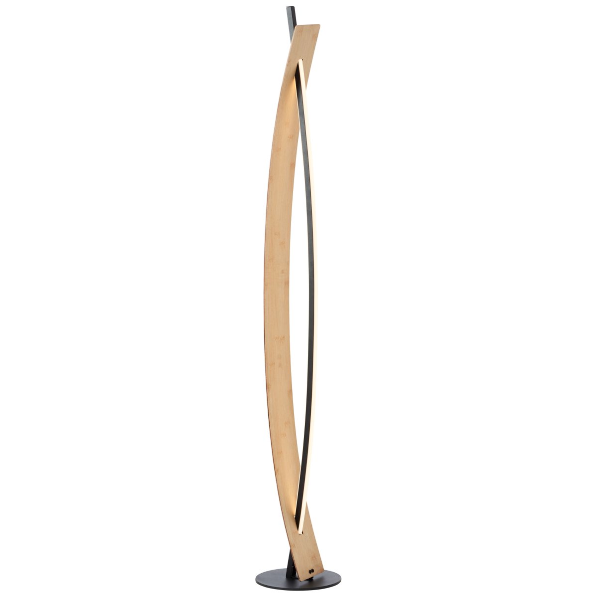Visby Natur gulvlampe Fra Brilliant - Den staselige lampen p&aring; 120 cm er laget av metall og bambus, noe som gir den b&aring;de holdbarhet og en varm, innbydende estetikk.