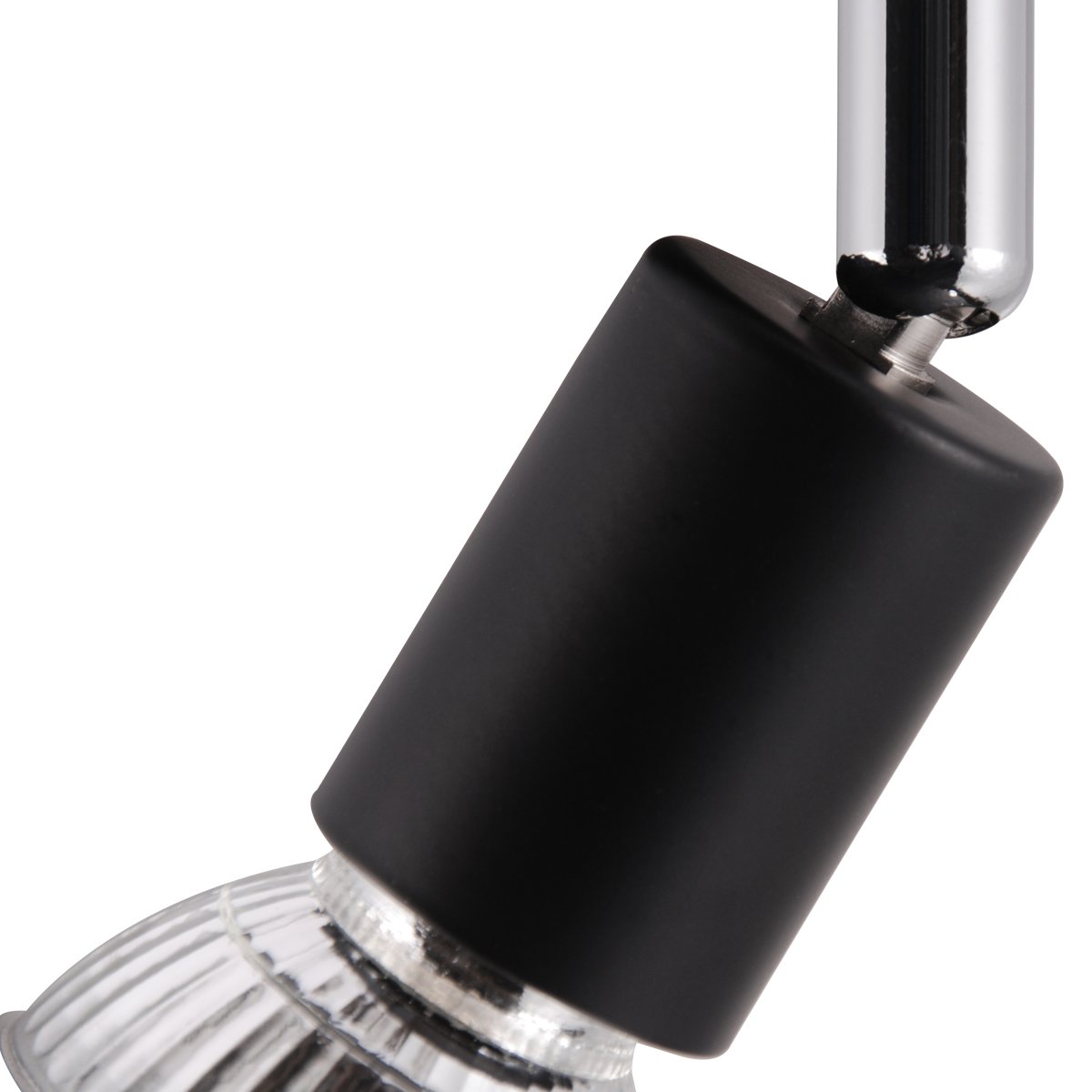 Prato 3 Matt svart spotlight Fra Brilliant - Lampen er laget av metall og har et stilig design som passer godt inn i moderne interiør.