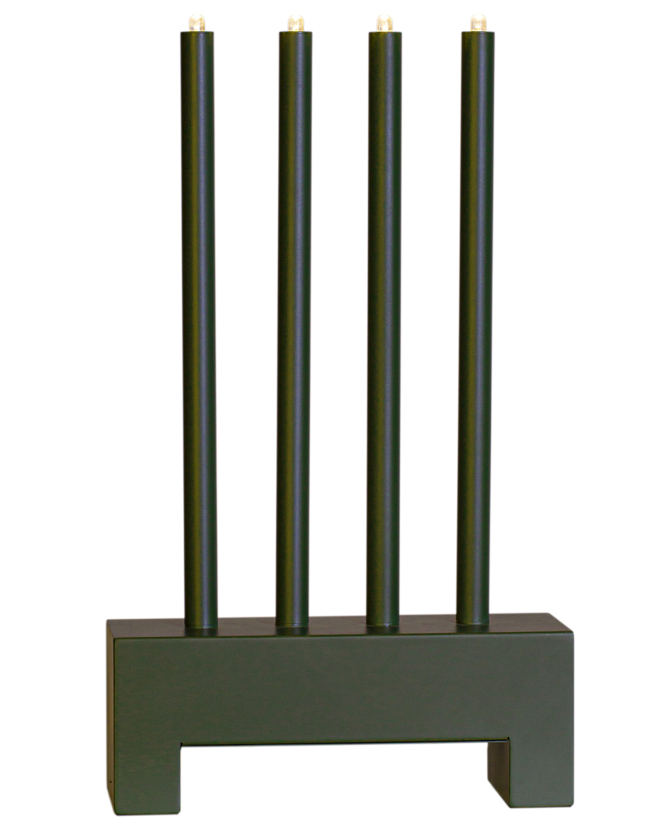 Twinkle Mørk grønn Fra By Rydéns - Med en h&oslash;yde p&aring; 50 cm og en lengde p&aring; 30 cm lysestake vil Twinkle tiltrekke seg oppmerksomhet i alle milj&oslash;er.