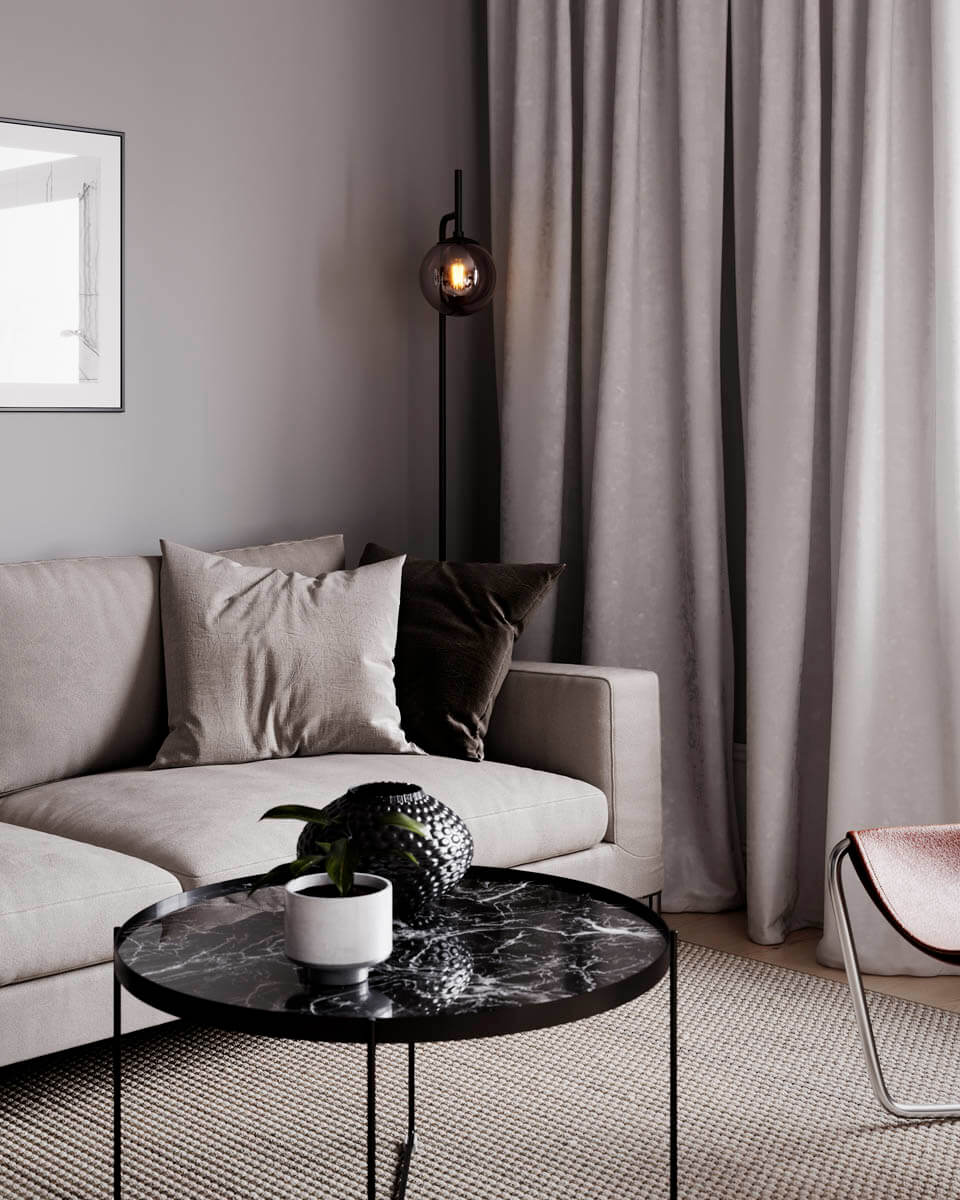 Boyle Svart gulvlampe Fra By Rydéns - Tvert imot tilf&oslash;rer det r&oslash;kte glasset en ekstra dimensjon og f&aring;r Boyle til &aring; skille seg ut fra mengden, og skaper en dr&oslash;mmende lampe som du vil kunne nyte i mange &aring;r fremover.