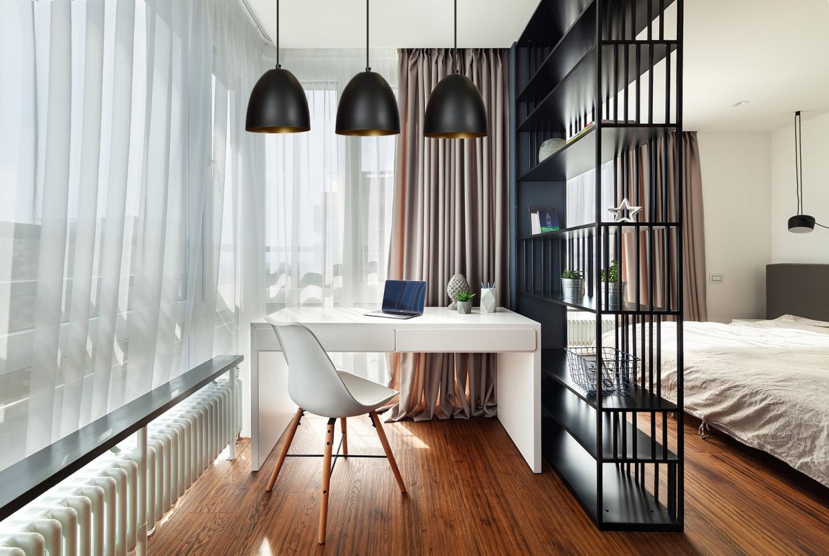 Lenox 70cm Svart Taklampe Fra Emibig Lighting - Lenox er en moderne pendel med en stor og åpen metallskjerm.