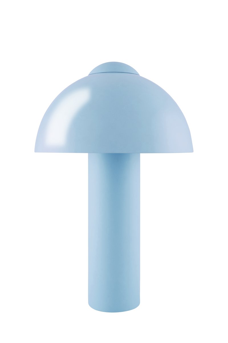 Buddy 36cm Lys blå bordlampe Fra Globen Lighting - Den matte lampebasen og toppen står i kontrast til en høyglanset lampeskjerm.