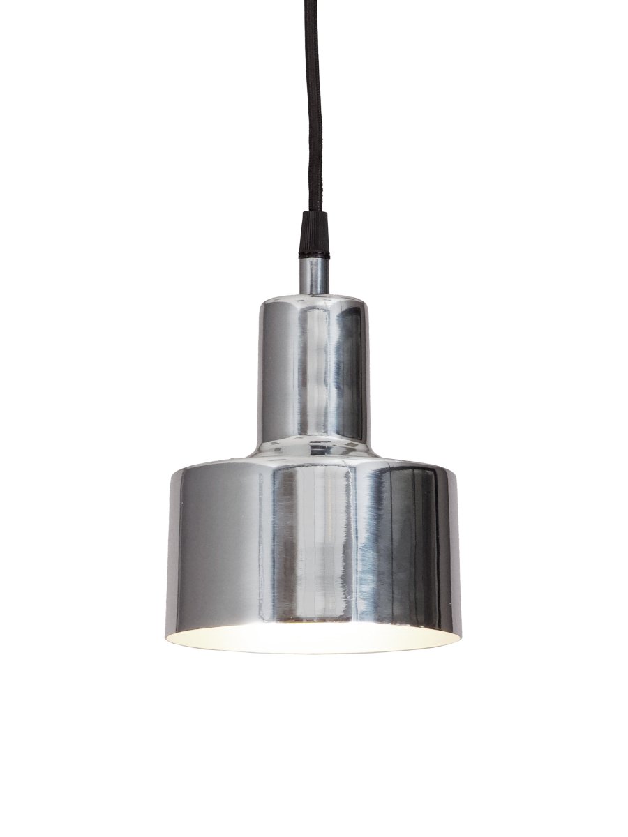 Solo Ø13 Krom vinduslampe Fra PR Home - Solo er en elegant vinduslampe i metall med minimalistisk design.