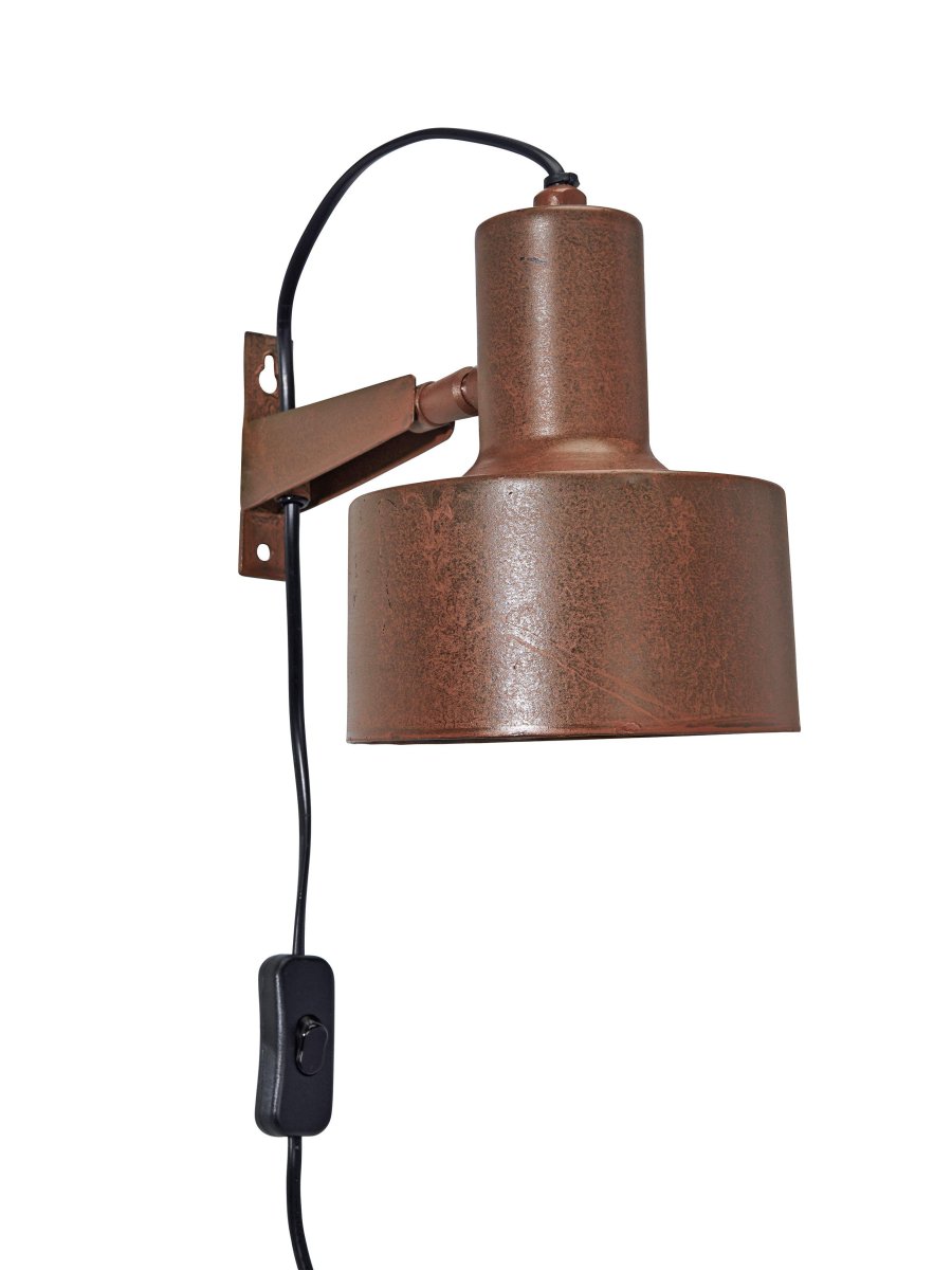Solo 23cm Rust vegglampe Fra PR Home - Vegglampe Solo er en liten vegglampe i metall med justerbar skjerm.