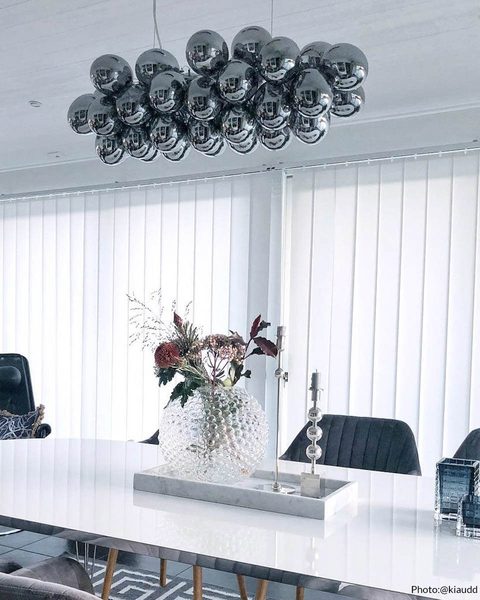 Gross Bar 80cm Røykfarget Taklampe Fra By Rydéns - Lampen er en del av den popul&aelig;re Gross-familien som er designet i sin helhet av By Ryd&eacute;ns.