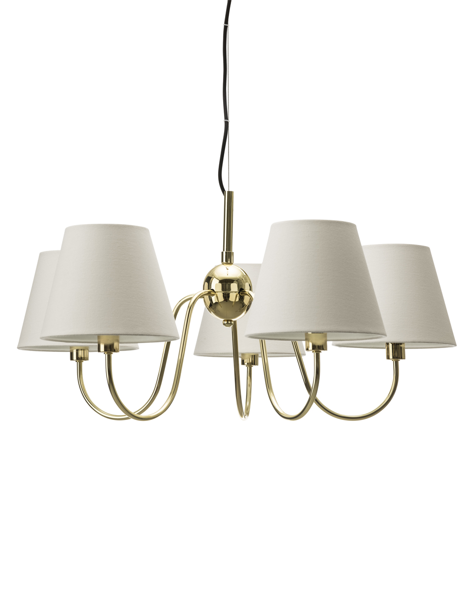 Lynx Ø75 Messing Taklampe Fra By Rydéns - Den gir et fint og behagelig lys fra de hvite tekstilskjermene, noe som skaper en varm og innbydende atmosf&aelig;re i rommet.