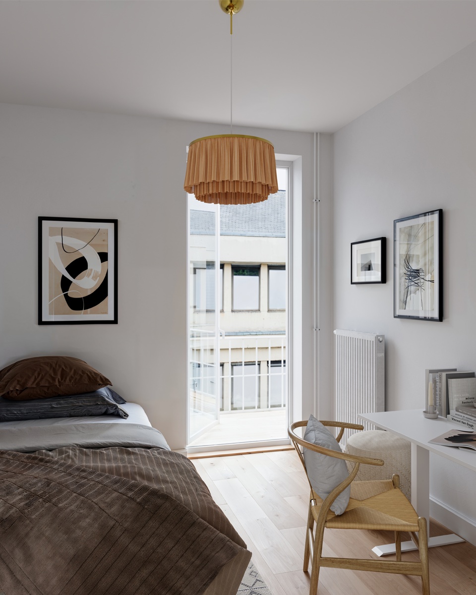 Ophelia Ø40 Beige Taklampe Fra By Rydéns - N&aring;r lampen er sl&aring;tt p&aring;, sprer et mykt og stemningsfullt lys seg, og skaper en varm og koselig atmosf&aelig;re i rommet.