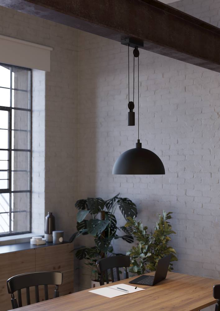 Winkworth Ø38 Svart Taklampe Fra Eglo - Dens minimalistiske form og justerbare funksjon gj&oslash;r den b&aring;de stilig og allsidig, perfekt for den designbevisste hjemmeinnrederen.