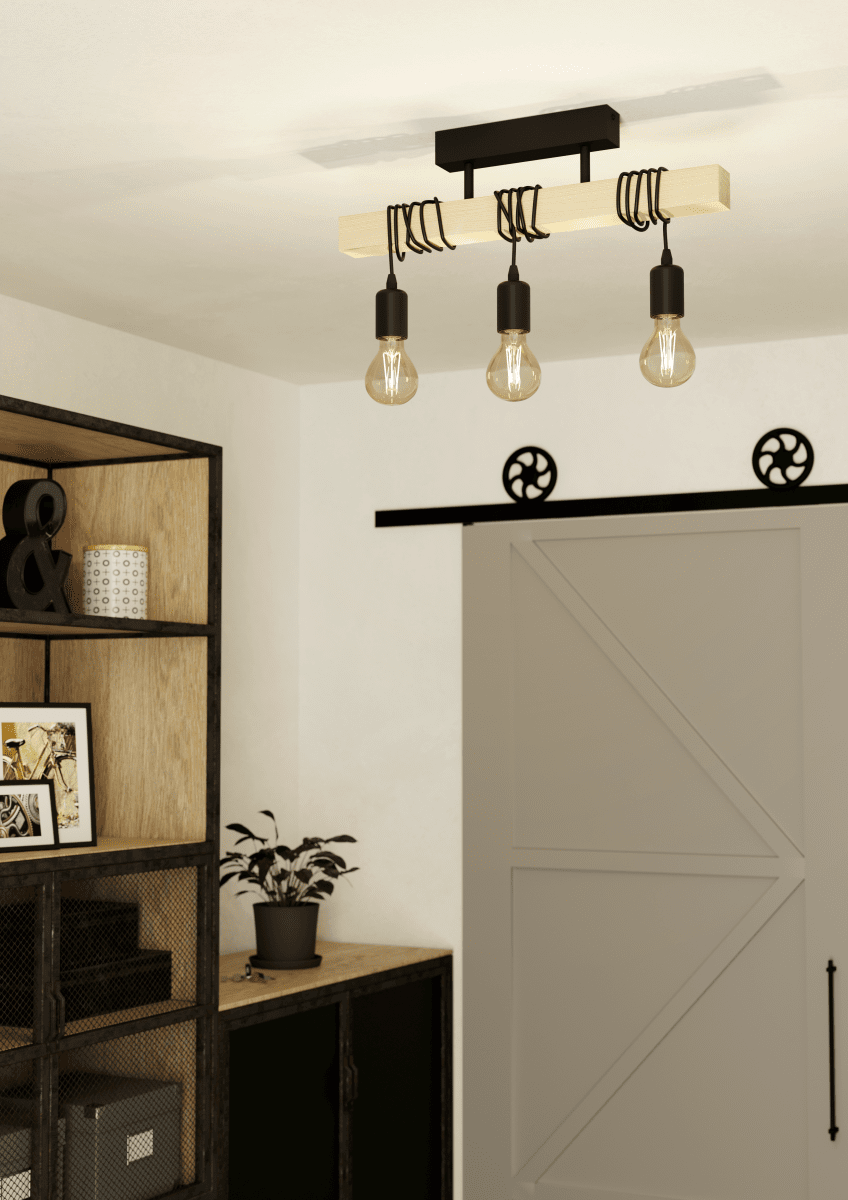 Townshend 55cm Tre plafond Fra Eglo - Townshend taklampe kombinerer metall og tre i et rustikt og moderne design.