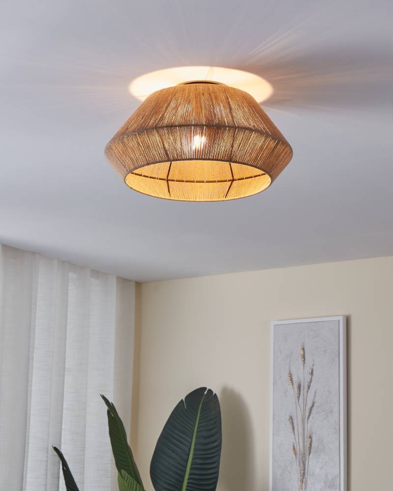 Alderney Ø48 Natur plafond Fra Eglo - Perfekt for de som ønsker en moderne, men samtidig naturlig stil i hjemmet sitt.