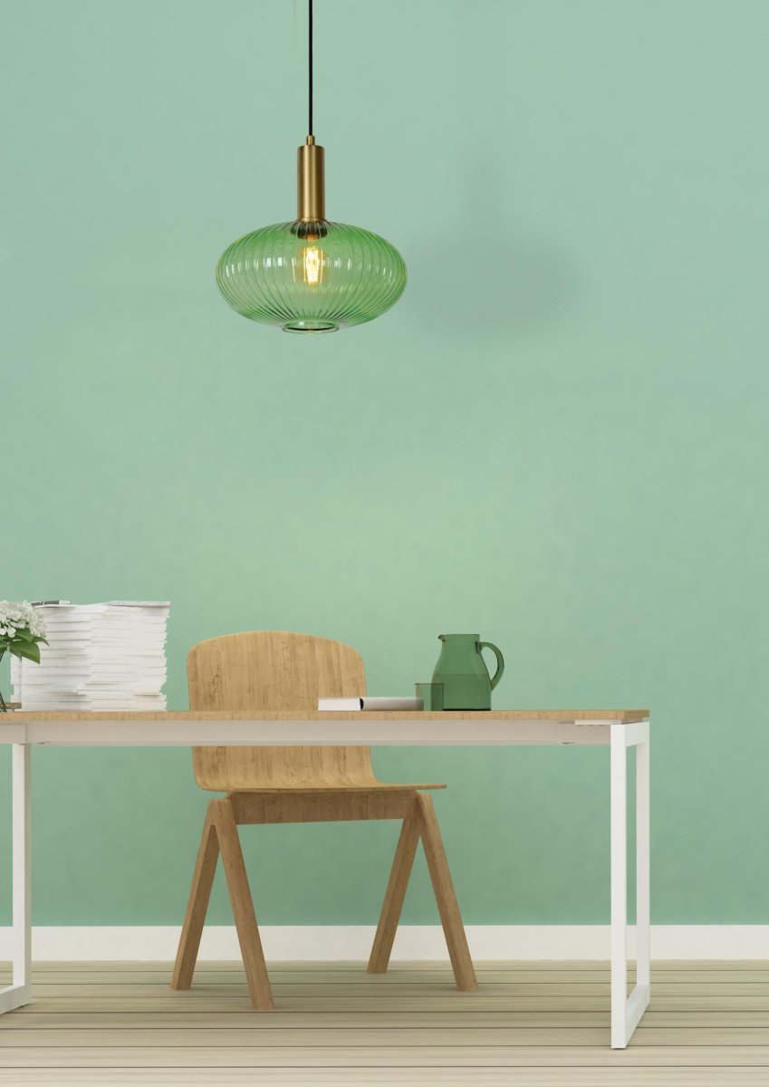 Maloto Ø30 Grønn Taklampe Fra Lucide - Med Maloto f&aring;r du en hengende lampe som ikke bare gir hjemmet atmosf&aelig;re og farge, men ogs&aring; et retropreg.
