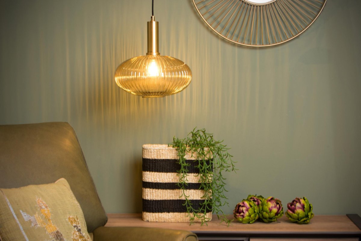 Maloto Ø30 Rav Taklampe Fra Lucide - Med Maloto får du en hengende lampe som ikke bare gir hjemmet atmosfære og farge, men også et retropreg.