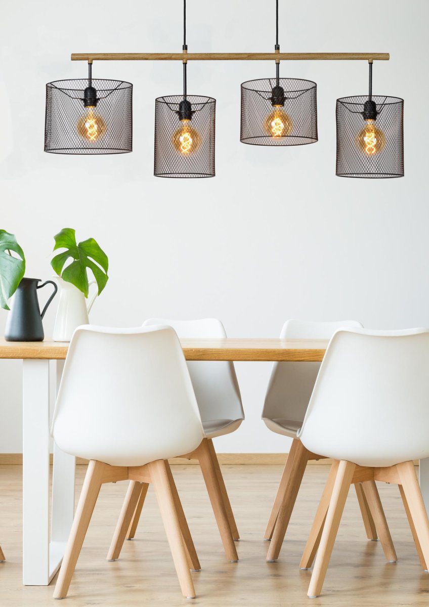 Baskett 107cm Svart Taklampe Fra Lucide - Med fire lyspunkter som er elegant beskyttet, kan du enkelt justere lysstyrken og atmosf&aelig;ren ved &aring; koble lampen til en ekstern dimmer.