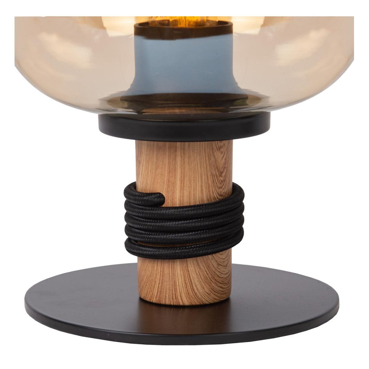 Ilona 25cm Rav bordlampe Fra Lucide - Ilona gjør seg spesielt godt ved et nattbord eller sidebord, hvor den ovale silhuetten sprer et varmt, atmosfærisk lys og tilfører et snev av mystikk.