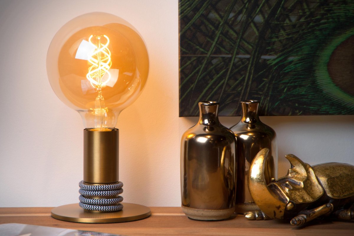 Marit 10cm Matt gull/messing bordlampe Fra Lucide - Den kompakte bordlampen, som er knapt 12 centimeter høy, består av en enkel sokkel.