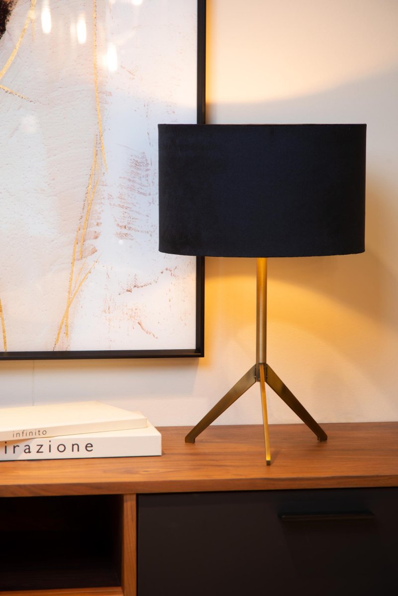 Tondo 48cm Matt gull/messing bordlampe Fra Lucide - Med en h&oslash;yde p&aring; 48 centimeter kan denne bordlampen plasseres mange steder og f&aring; oppmerksomheten.