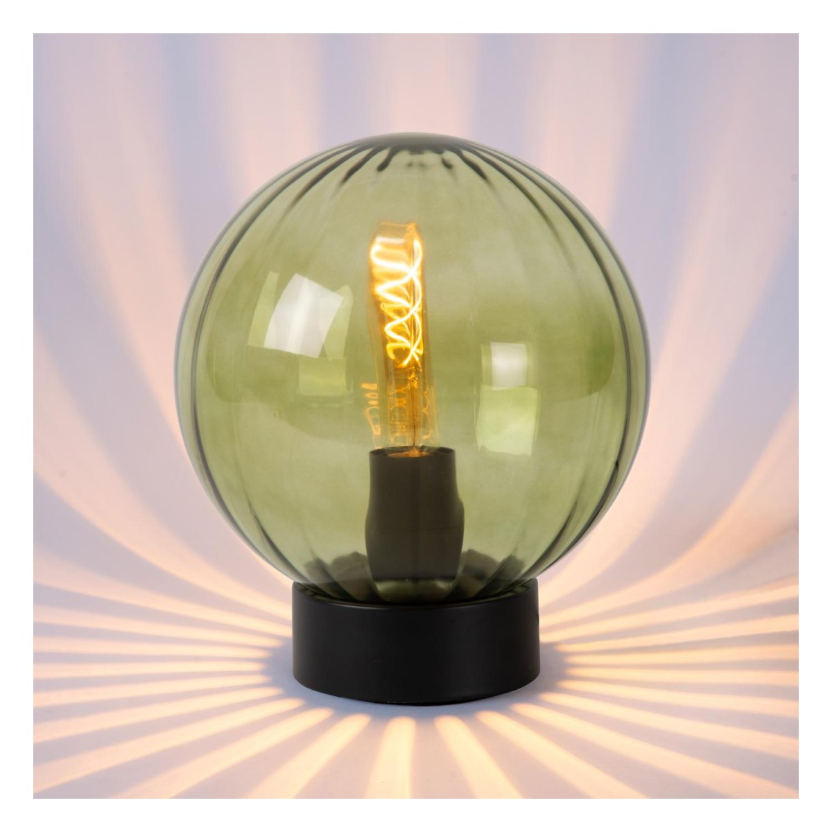 Monsaraz 30cm Grønn bordlampe Fra Lucide - Med en diameter p&aring; 25 centimeter og en h&oslash;yde p&aring; 29 centimeter passer denne bordlampen perfekt nesten hvor som helst i hjemmet ditt.