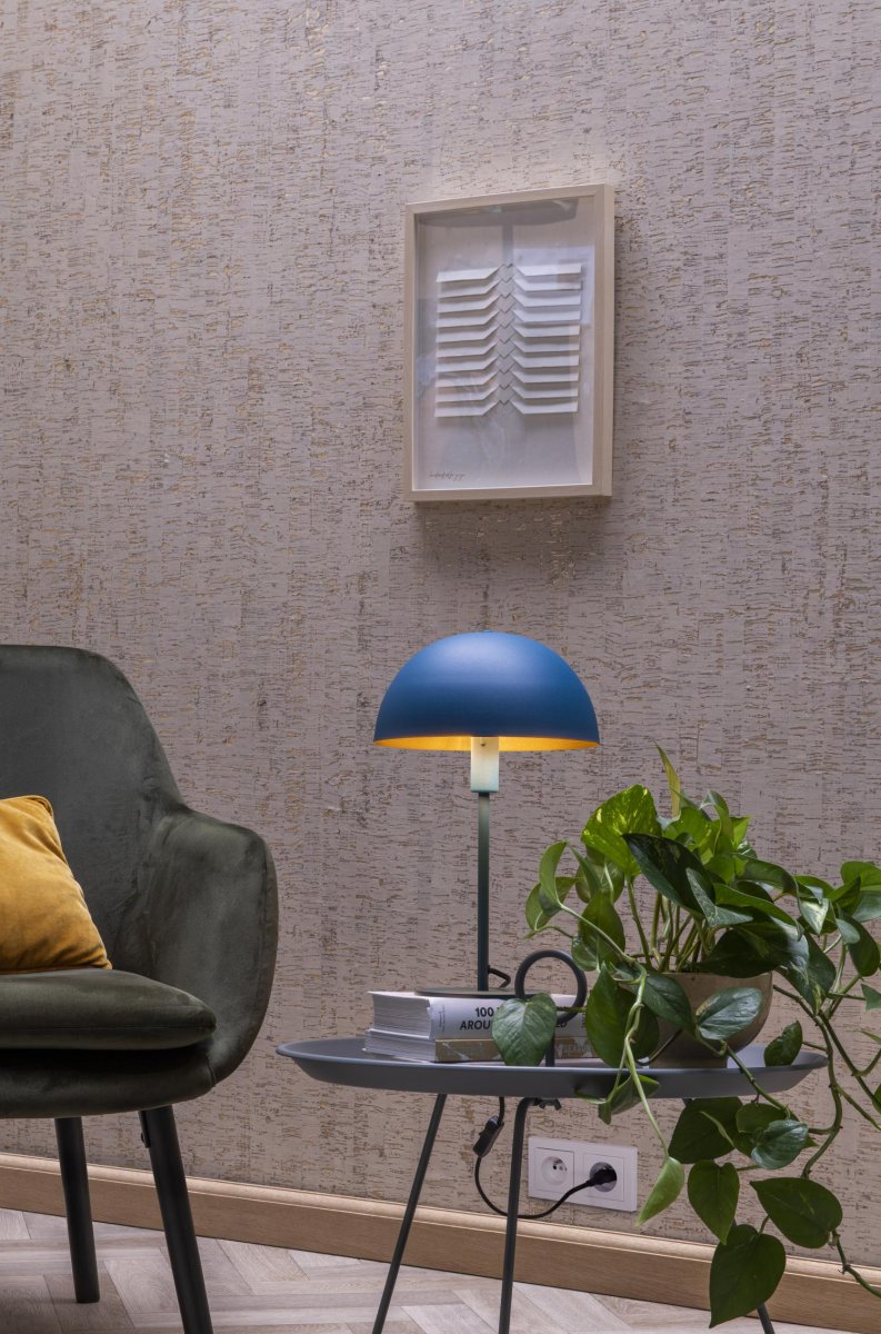 Siemon 40cm Blå bordlampe Fra Lucide - Siemon kombinerer et snev av retro med en moderne følelse &ndash; tv&aring; perfekte ingredienser for en vellykket bordlampe i stuen eller soverommet.