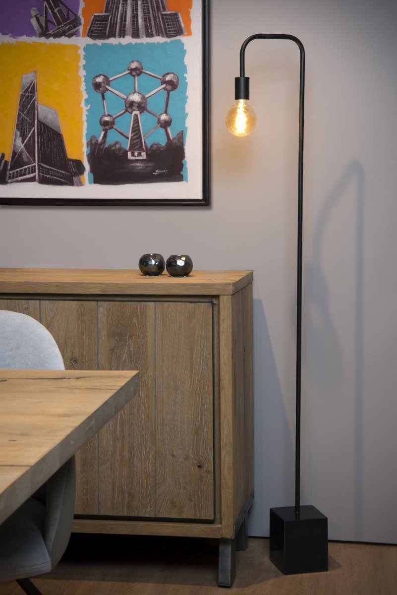 Lorin Svart gulvlampe Fra Lucide - Armaturet er laget av høykvalitets stål med marmorbase og passer for en LED-lyskilde.