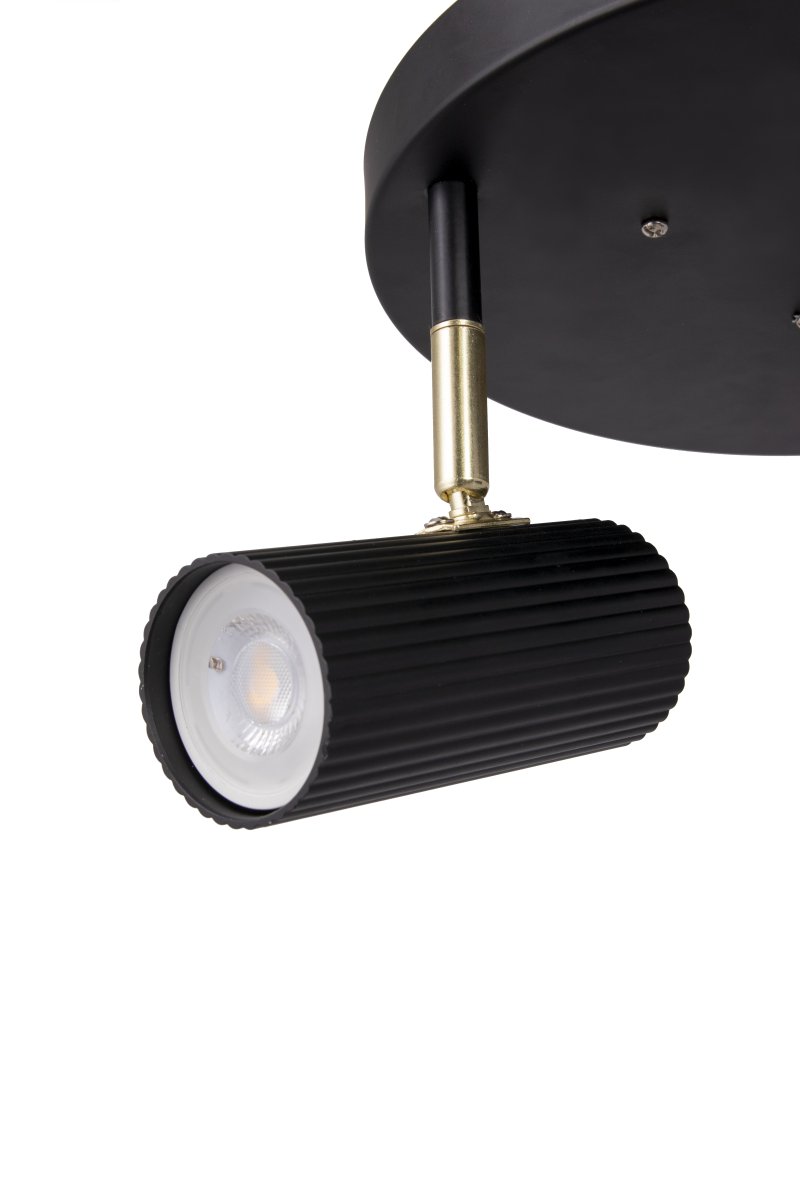 Hubble 3 Svart spotlight Fra Globen Lighting - Hubble er en praktisk spotlight med r&oslash;rformede og riflede aluminiumsskjermer.