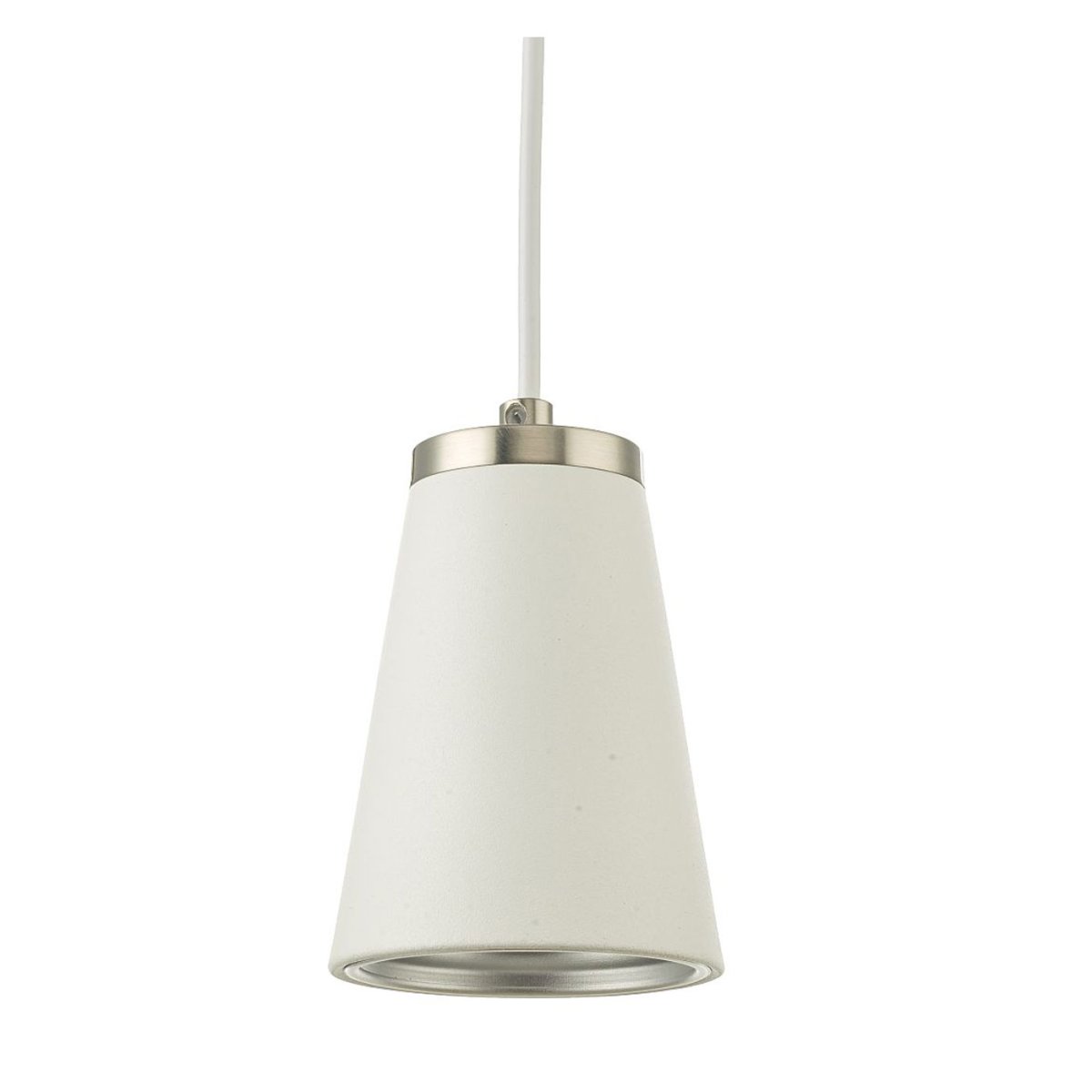 Cone Ø9 Hvit sateng vinduslampe Fra Oriva - Denne moderne vinduslampen kombinerer en elegant hvit skjerm med sofistikerte satengdetaljer, og gir vinduet et stilig og eksklusivt utseende.