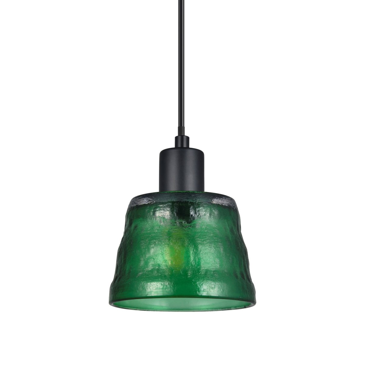 Bonnie Ø13 Grønn vinduslampe Fra Oriva - Denne elegante vinduslampen i grønt glass skaper en varm og innbydende atmosfære i hjemmet ditt.