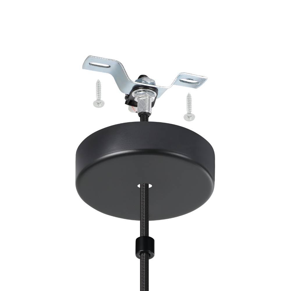 Truro Ø20 Svart Taklampe Fra Eglo - Lampens minimalistiske design gjør den enkel å kombinere med ulike interiørstiler og gir rommet et snev av industriell sjarm og varme.
