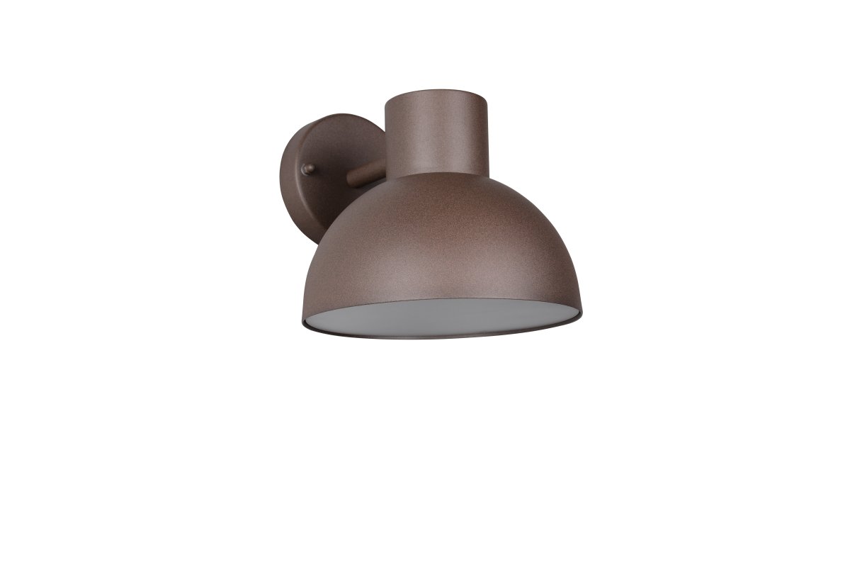 Elbe 20cm Rusten brun utendørslampe Fra Trio Lighting - Med IP44-klassifisering er den motstandsdyktig mot regn og fuktighet, og sprer et mykt, nedoverrettet lys som skaper en trygg og hyggelig inngang.