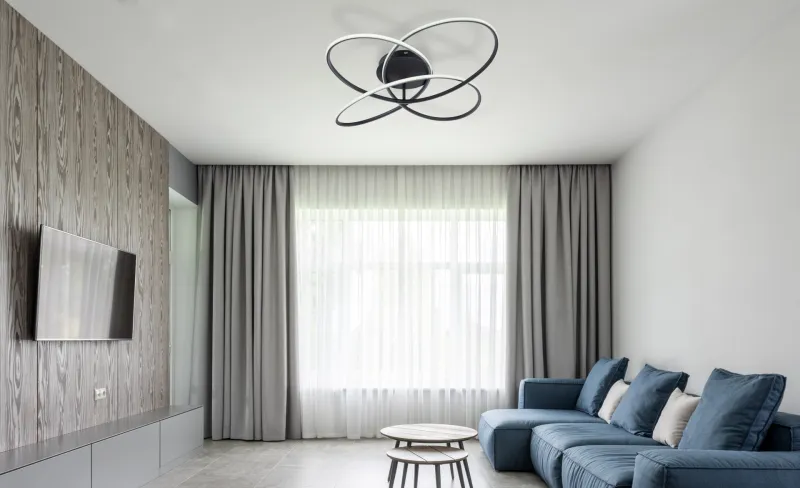 Panda Ø80 Svart plafond Fra Globo Lighting - En imponerande blickf&aring;ngare f&ouml;r ditt hem &ndash; Panda plafond drar till sig all uppm&auml;rksamhet med sin moderna och uttrycksfulla design.