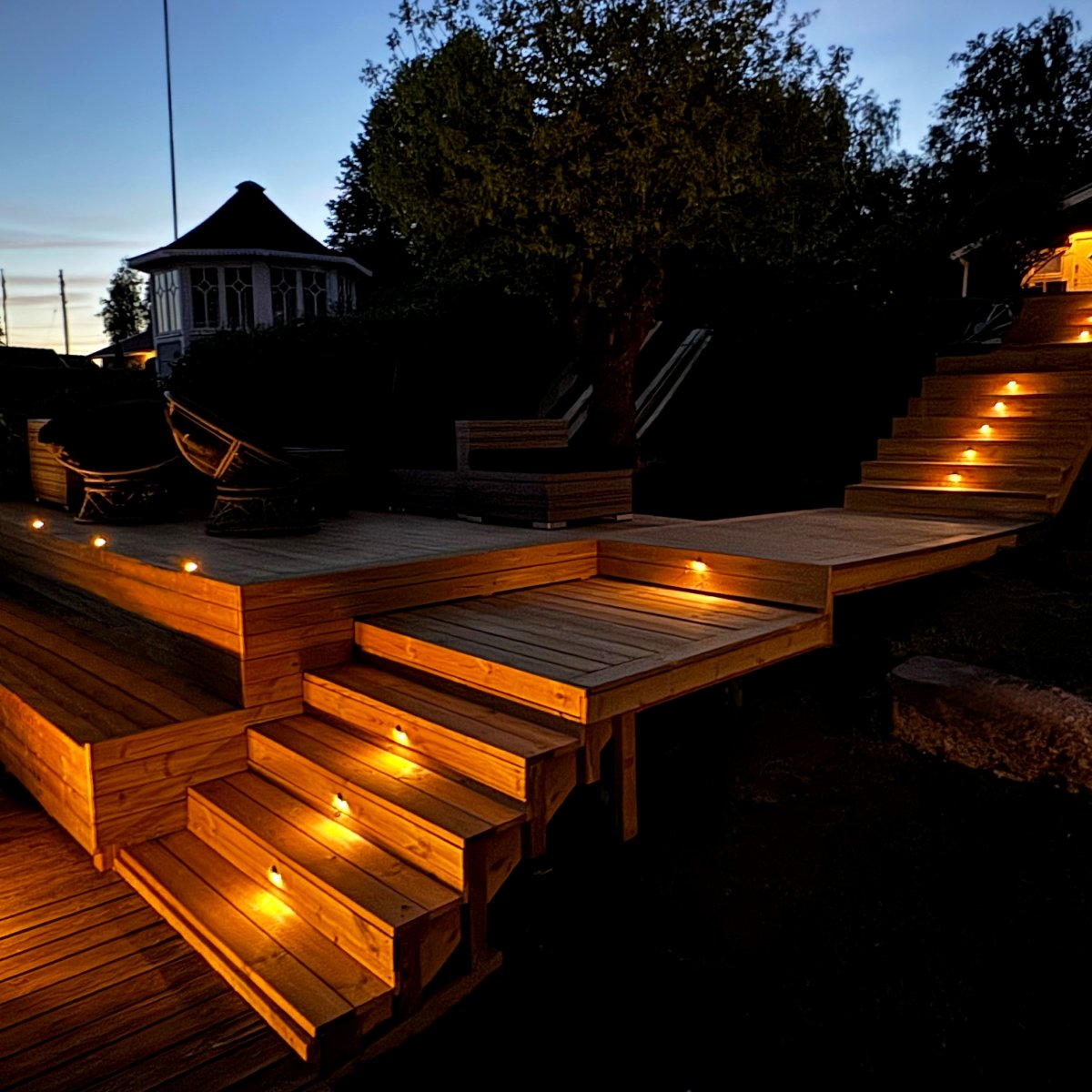 Aries 4 Sølv Fra Lightson - Den er liten som en dekklykt, men har en "gonal" for &aring; unng&aring; forvirring.