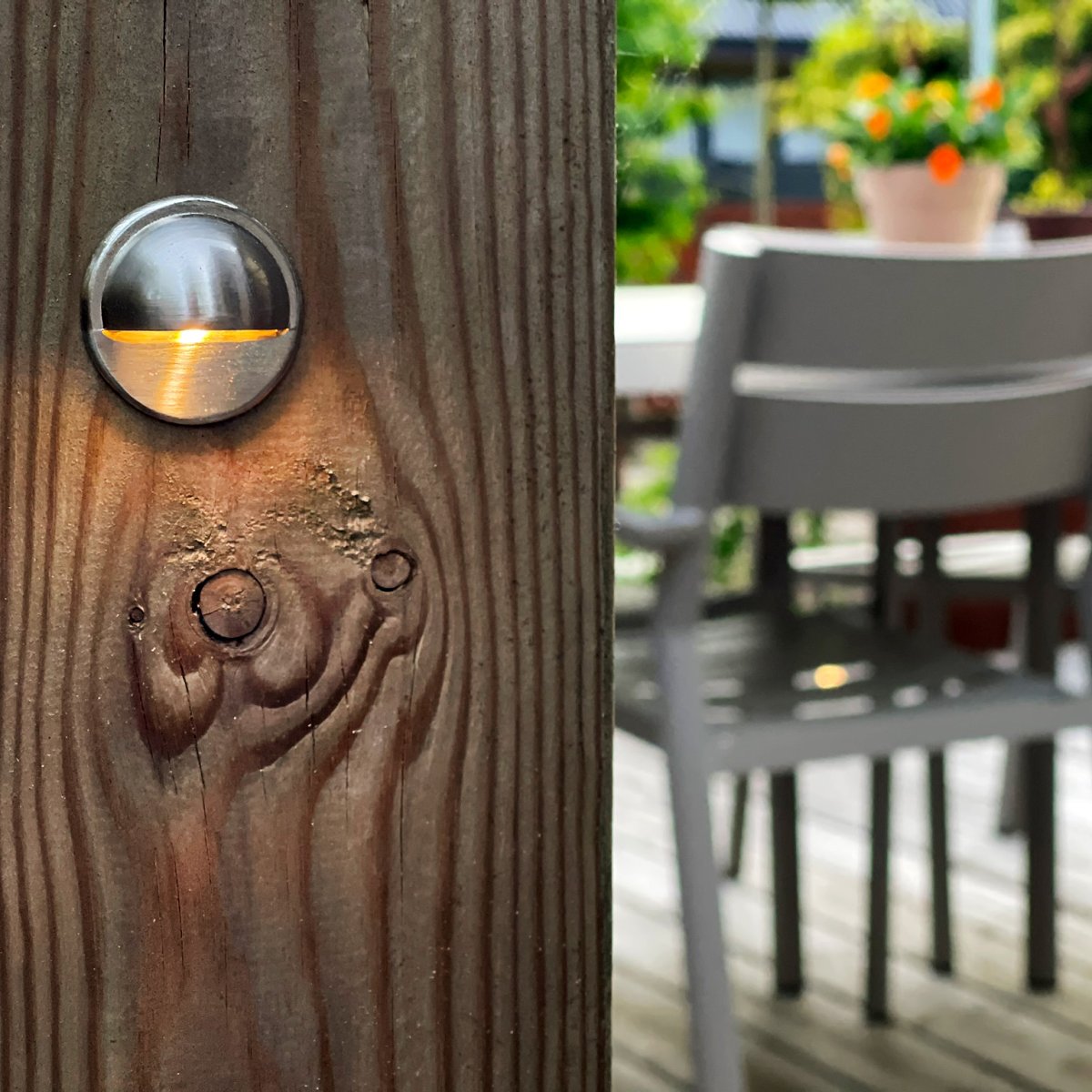 Aries 4 Sølv Fra Lightson - Den er liten som en dekklykt, men har en "gonal" for &aring; unng&aring; forvirring.