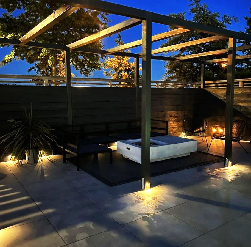 Aries 4 Sølv Fra Lightson - Den er liten som en dekklykt, men har en "gonal" for &aring; unng&aring; forvirring.